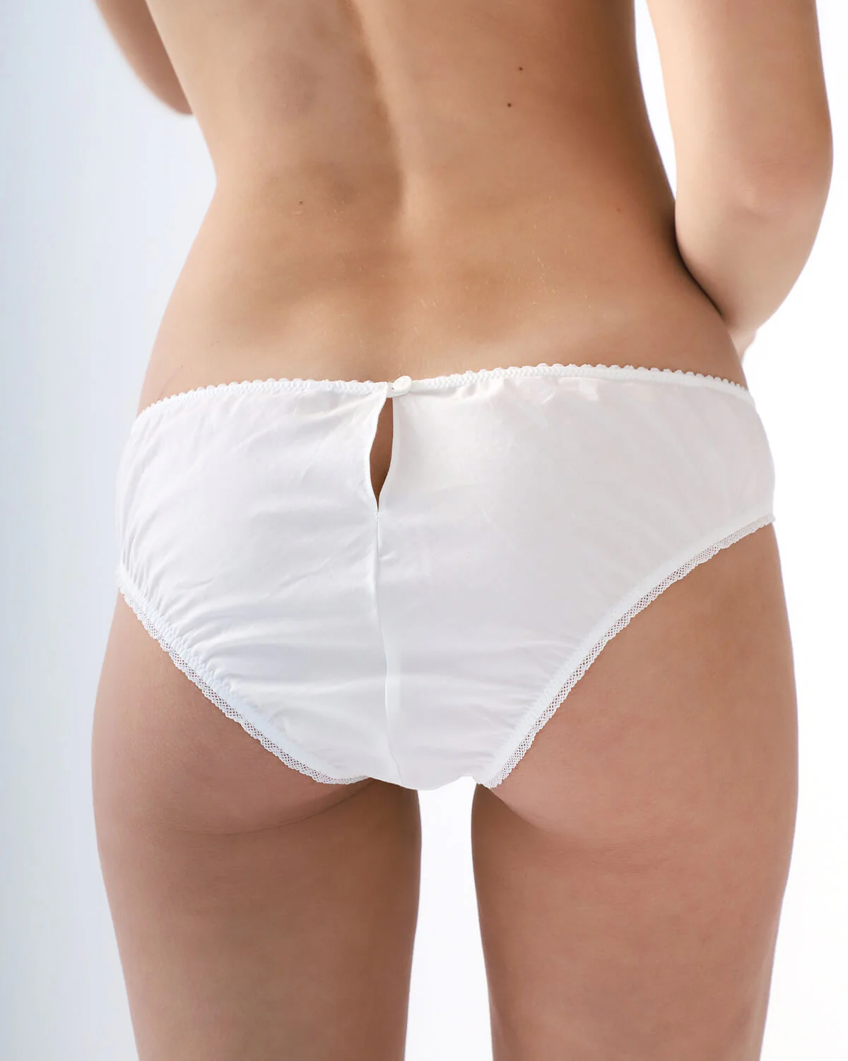 The French Brief: White Cotton Voile - Image 4