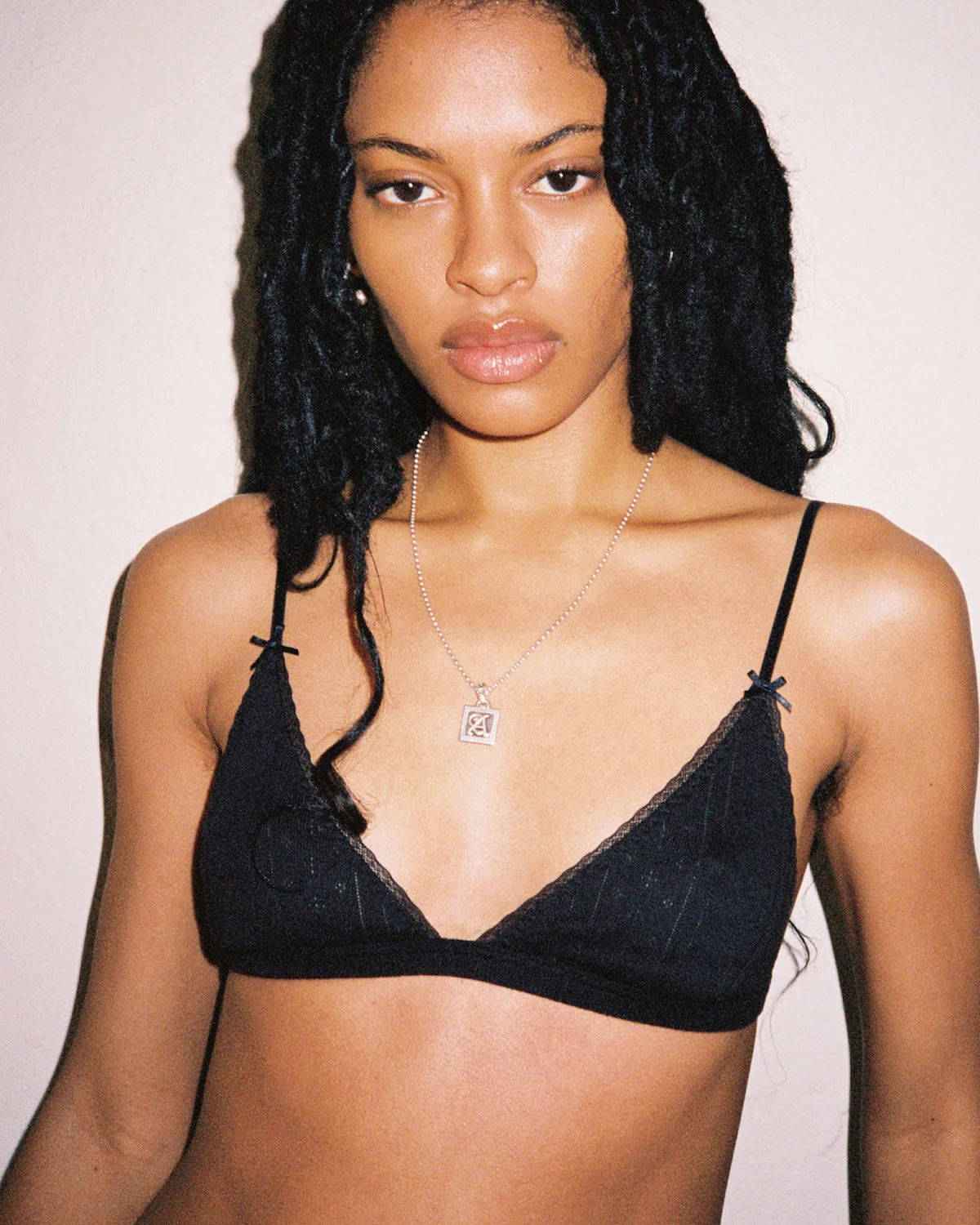 The Triangle: Black Pointelle - Image 4